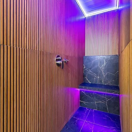 Boutique Loft - Valentino * Turin