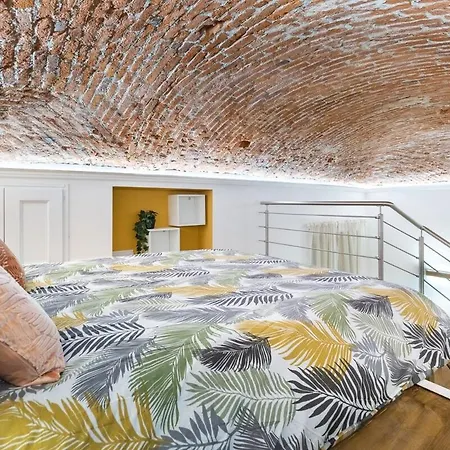 Boutique Loft - Valentino