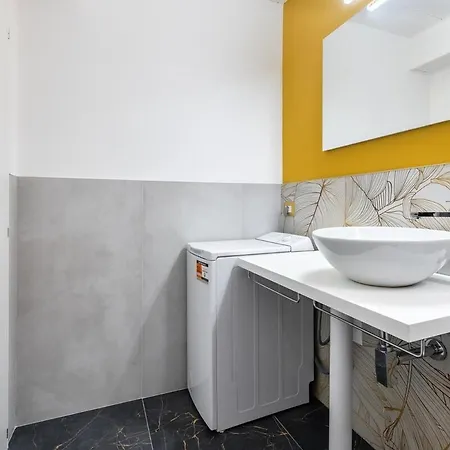 Boutique Loft - Valentino * Turin